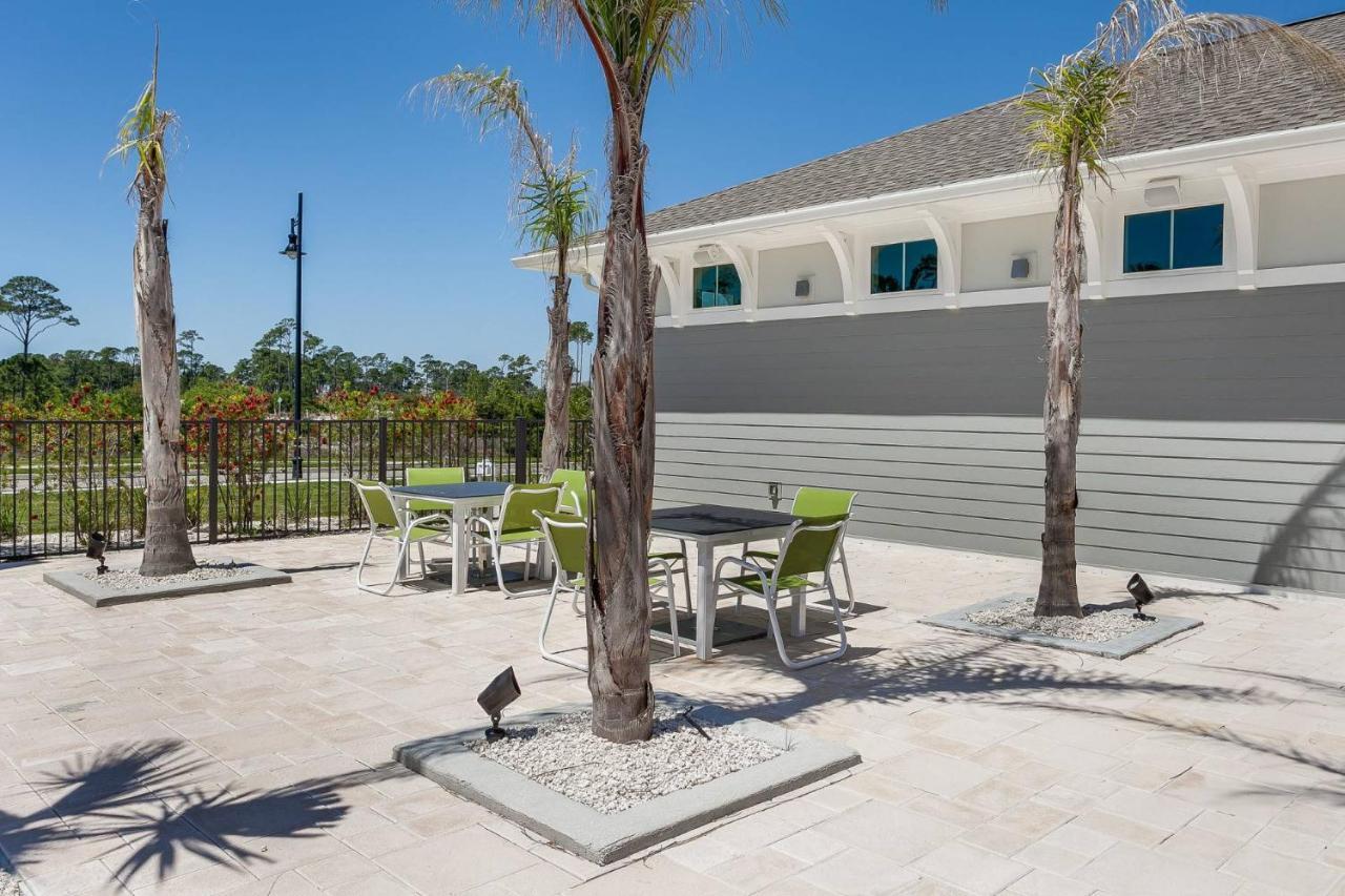 Resting Beach Face Pensacola Exterior foto